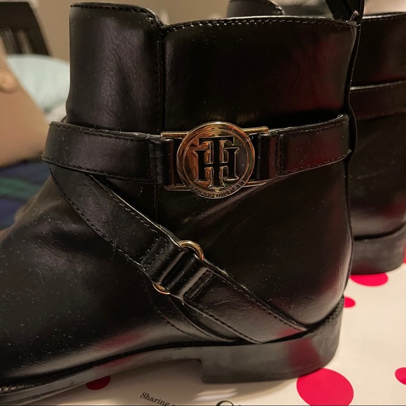 Tommy Hilfiger Black Boots - Picture 4 of 5